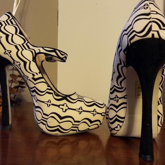 Platform pumps - Picture 2 of 2